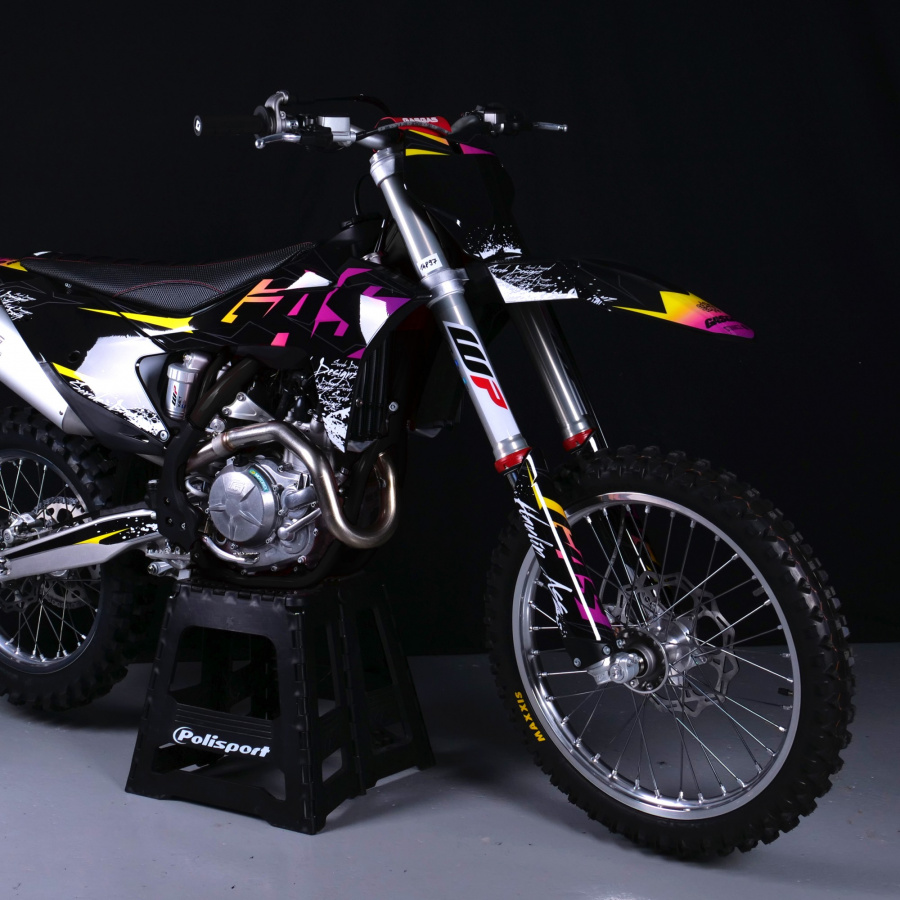 R1 - Motorcyklar - Yamaha Motor